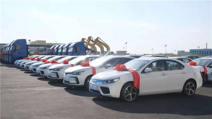 新能源電動(dòng)汽車(chē)出口報關(guān)公司.png