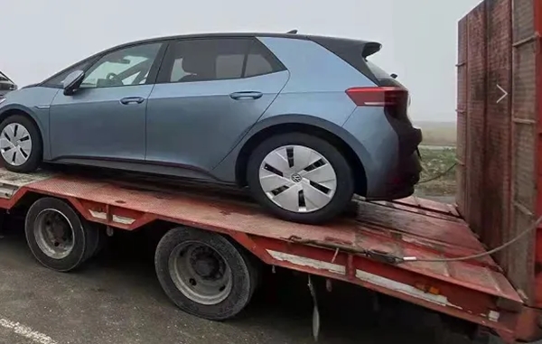 科研測試用汽車(chē)出口報關(guān)_副本.jpg