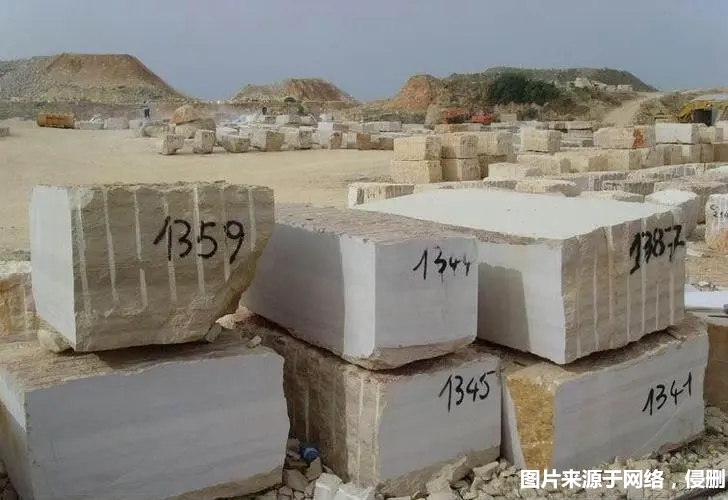 石頭廣州機場(chǎng)清關(guān).jpg