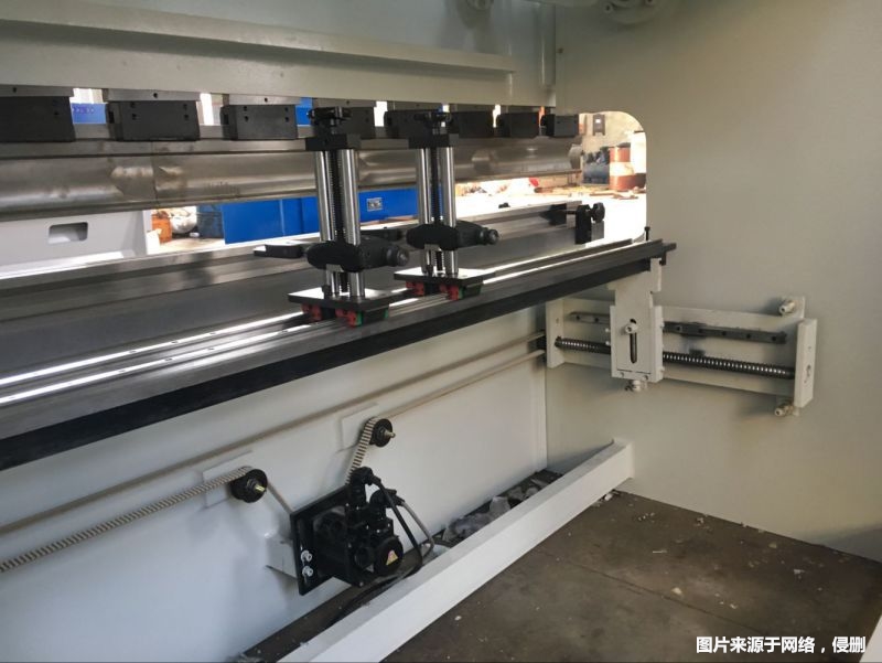 荷蘭新舊數控機床進(jìn)口清關(guān).jpg